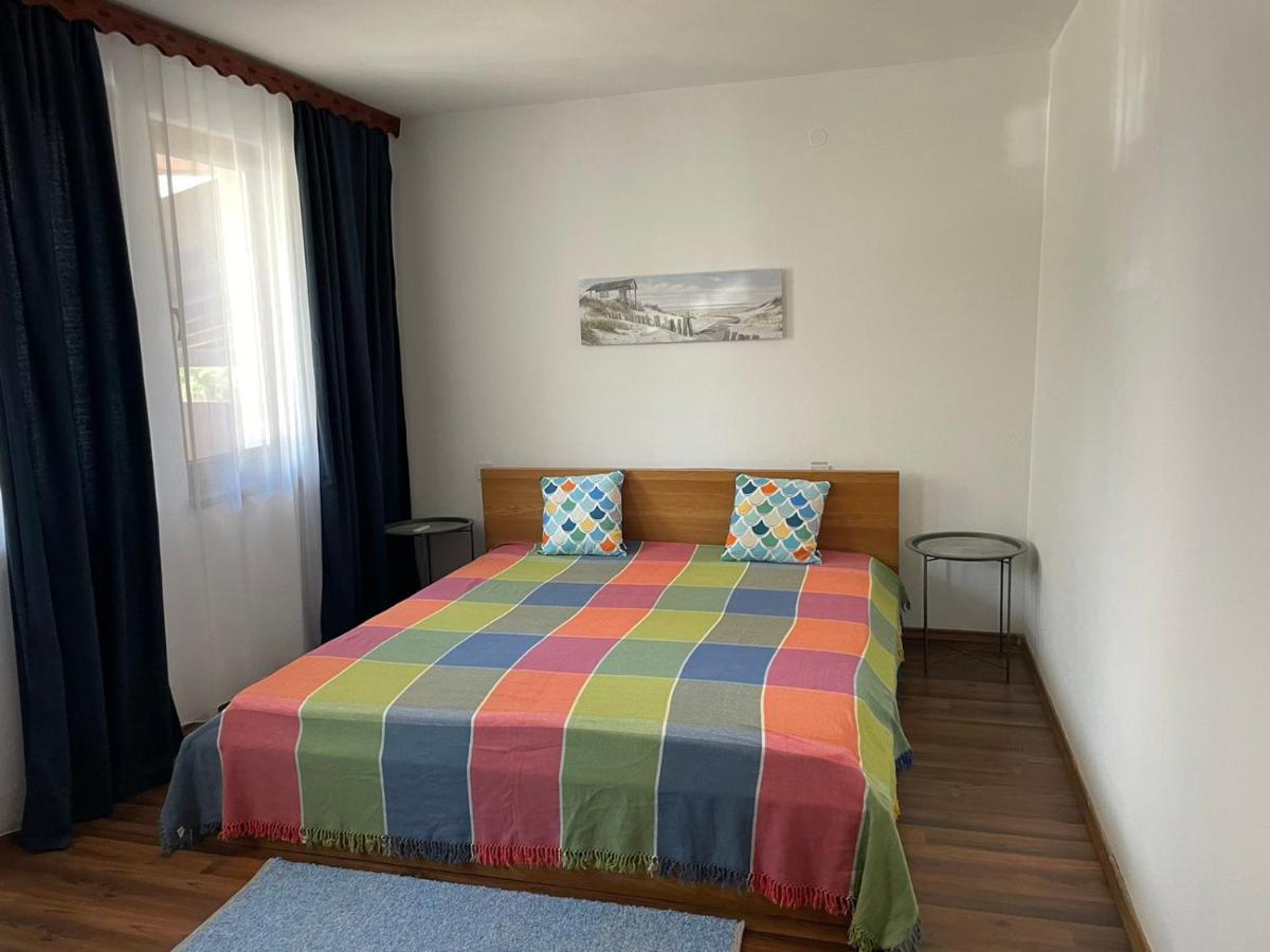 Holiday House Gendar, チェルノモレツ エクステリア 写真